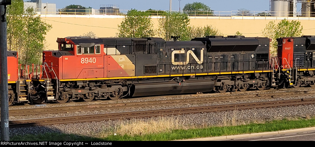 CN 8940